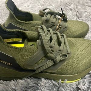 Adidas Ultraboost 21 Focus Olive Green Acid Yellow White s23876 Size 5.5